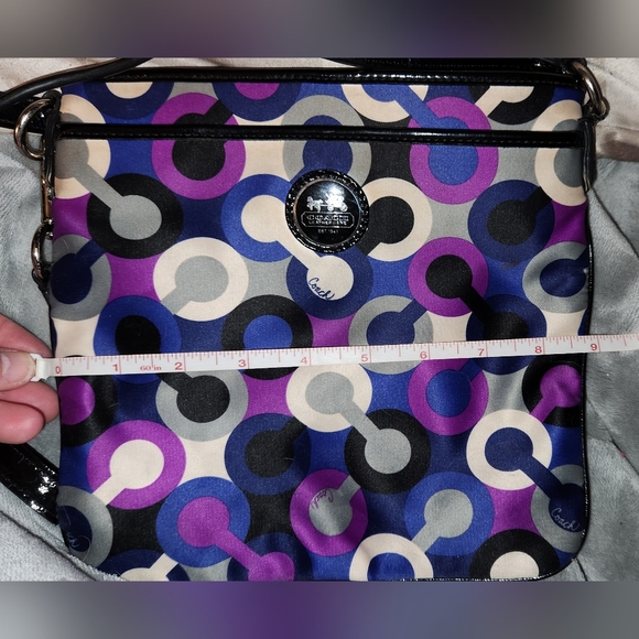 Authentic Vibrant Coach Crossbody Purse - Picture 7 of 16